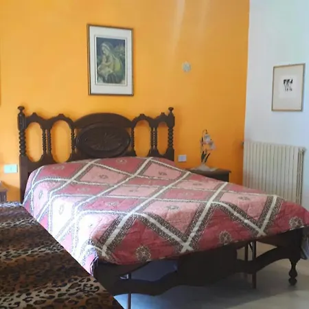 L' Oasi Di Elisa Apartment Massa (Tuscany)